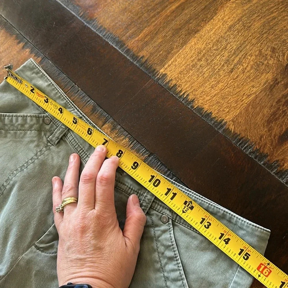 Talbots capri pants size 4 sage green - Picture 3 of 6
